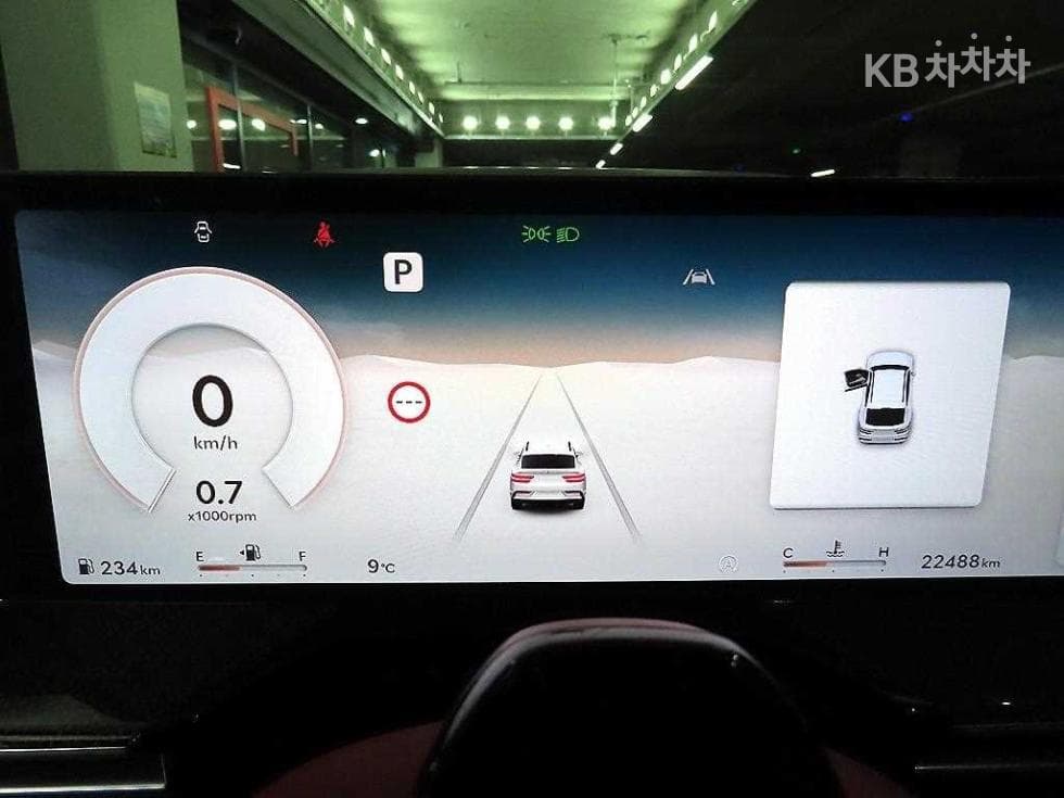 Genesis GV80 COUPE2.5L gasoline Turbo AWD Standard - 9
