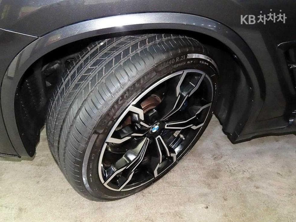 BMW M시리즈X4 M Competition - 20