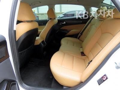 Kia K7 Premiere Hybrid2.4 HEV Noblesse - 6