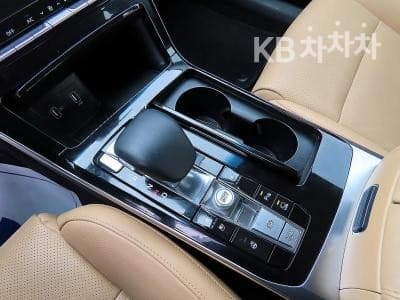 Kia K7 Premiere Hybrid2.4 HEV Noblesse - 10