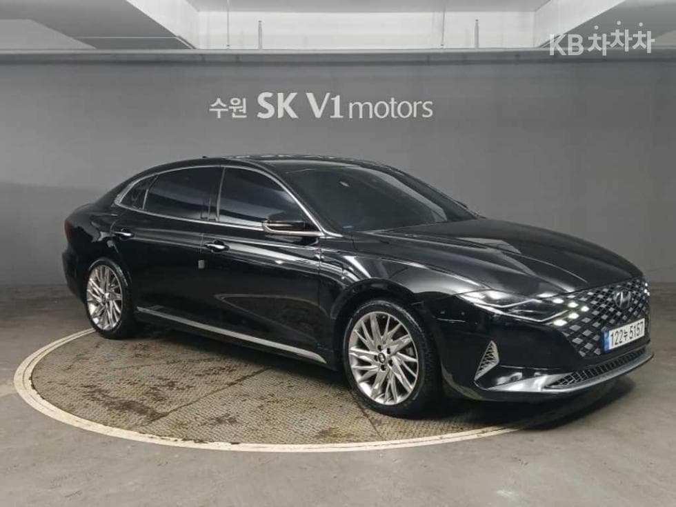 Hyundai The New (facelift) Grandeur (Azera)2.5 Calligraphy - 3