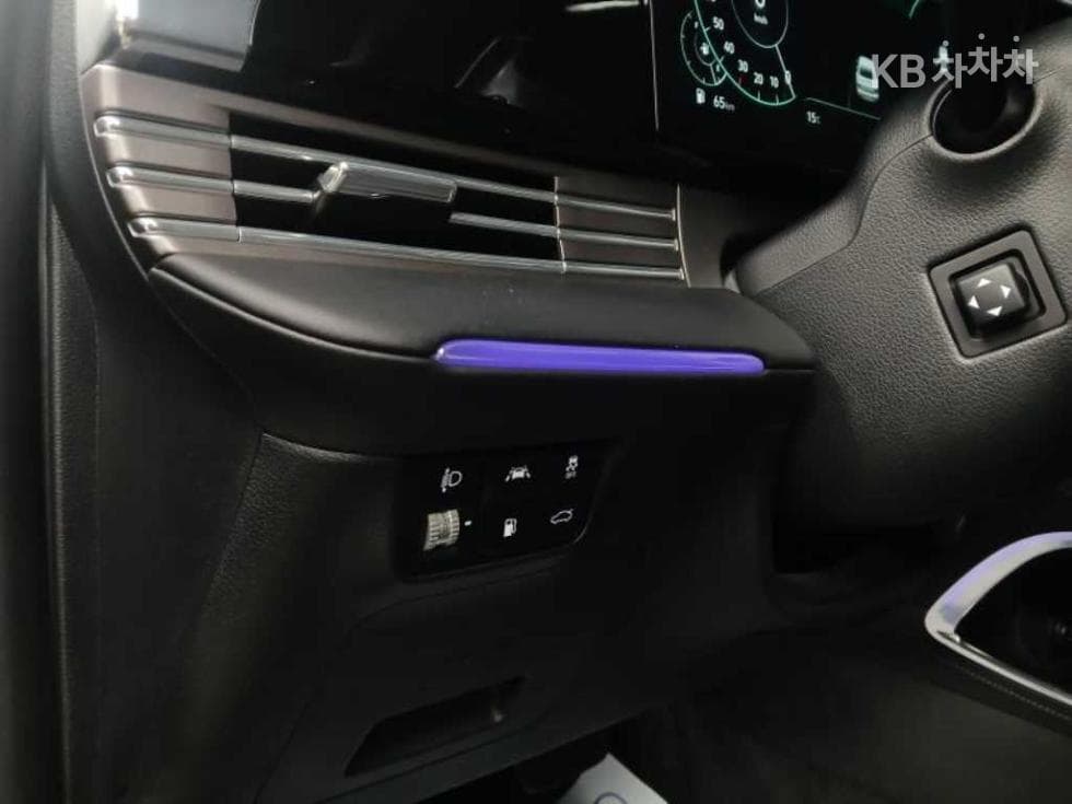 Hyundai The New (facelift) Grandeur (Azera)2.5 Calligraphy - 11