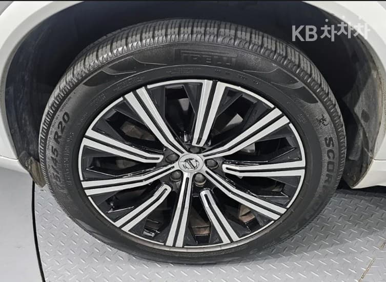 Volvo All New XC90T6 Inscription - 5
