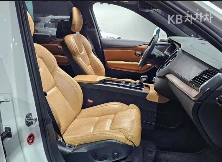 Volvo All New XC90T6 Inscription - 10