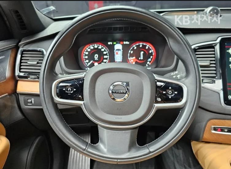 Volvo All New XC90T6 Inscription - 13
