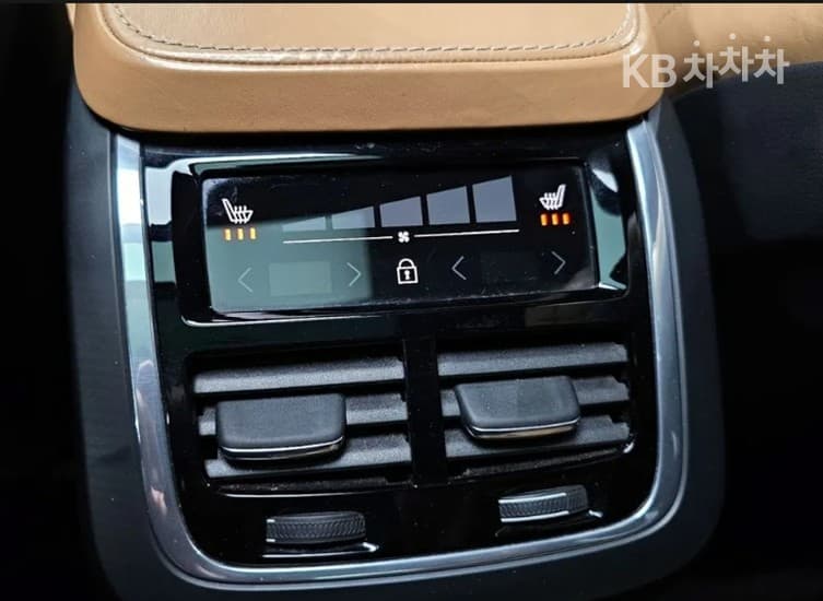 Volvo All New XC90T6 Inscription - 17