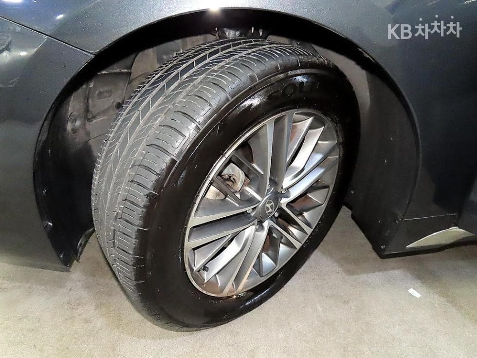 Hyundai Grandeur (Azera)IG2.4 Modern Standard - 20