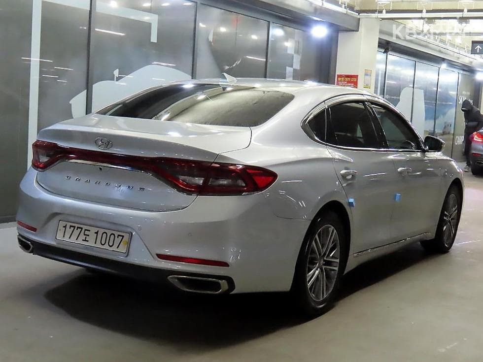 Hyundai Grandeur (Azera)IG택시 3.0 LPi 모범형 - 4