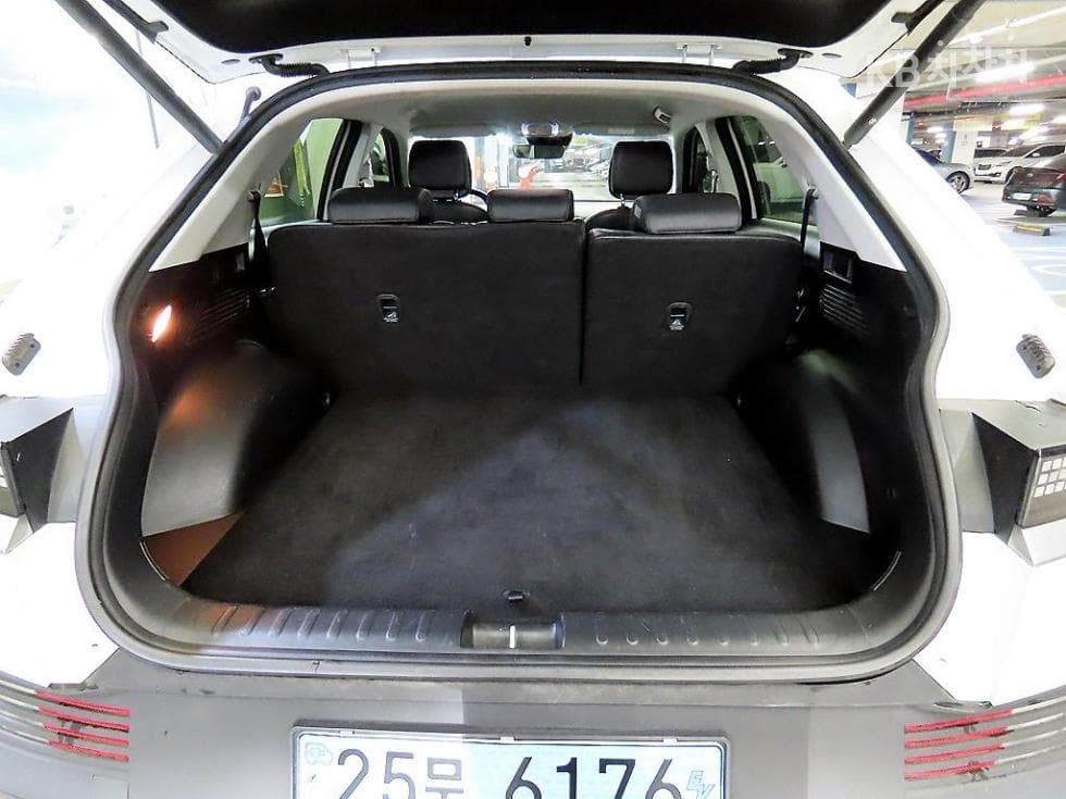 Хюндай IONIQ 5Long Range AWD Exclusive - 17