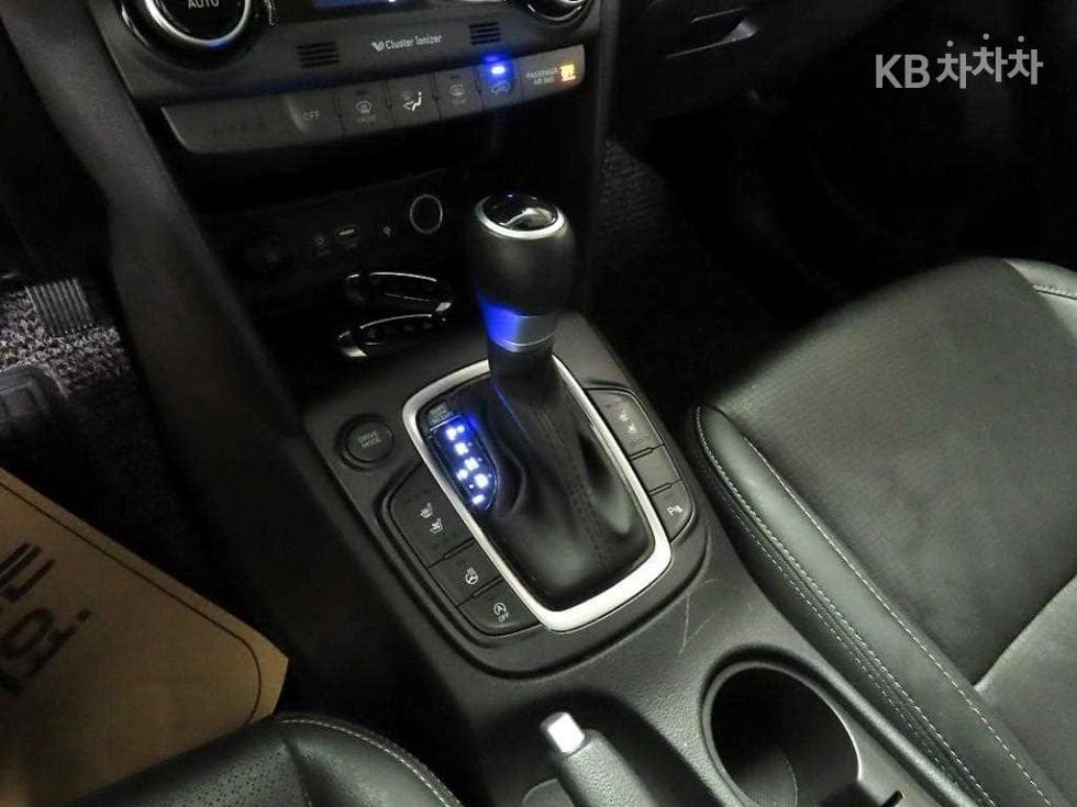 Hyundai KonaDiesel 1.6 Premium - 12