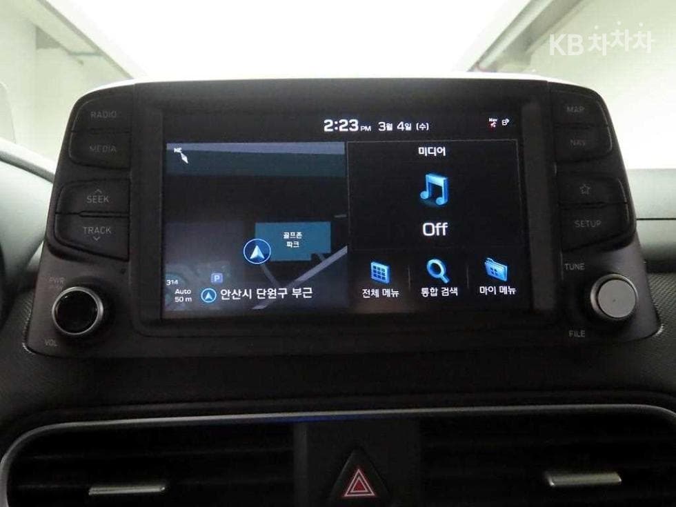 Hyundai KonaDiesel 1.6 Premium - 17