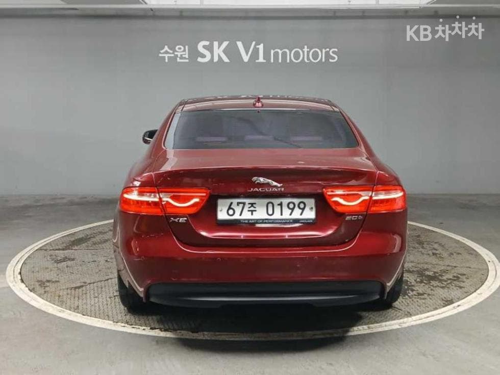 Jaguar XE2.0 Gasoline PRESTIGE - 5