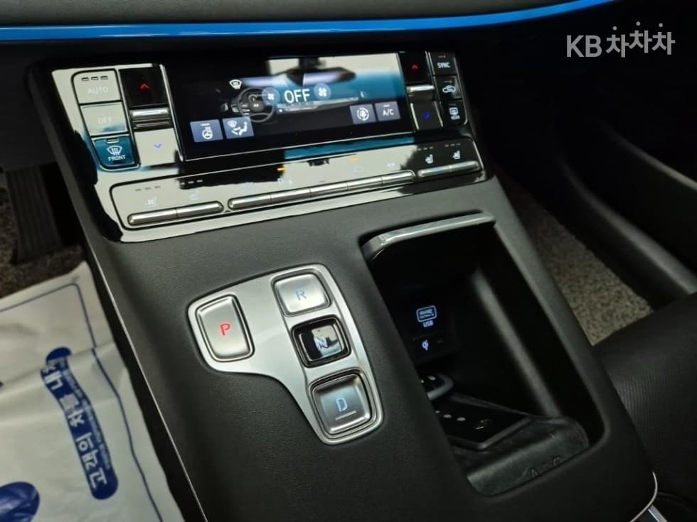 Hyundai The New (facelift) Grandeur (Azera)2.5 Calligraphy - 8
