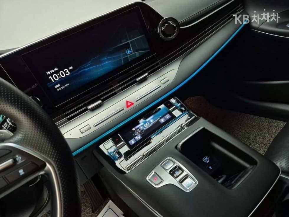 Hyundai The New (facelift) Grandeur (Azera)2.5 Calligraphy - 10