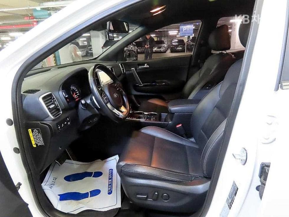 Kia Sportage 더 볼드2.0 Diesel 2WD Noblesse - 6