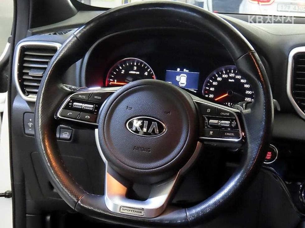 Kia Sportage 더 볼드2.0 Diesel 2WD Noblesse - 8