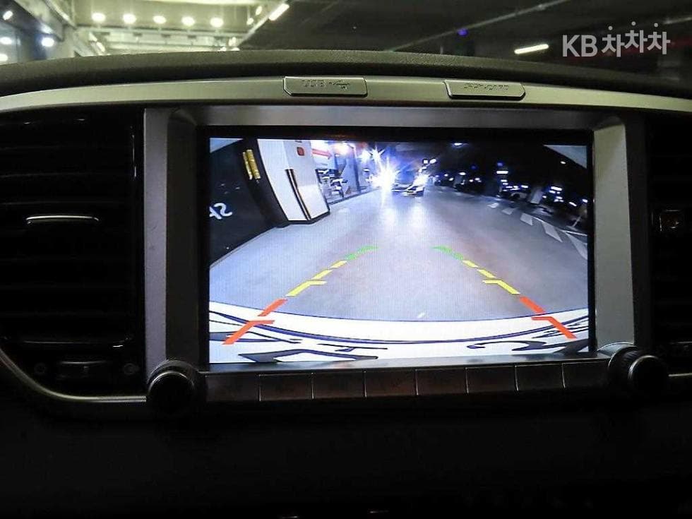 Kia Sportage 더 볼드2.0 Diesel 2WD Noblesse - 14