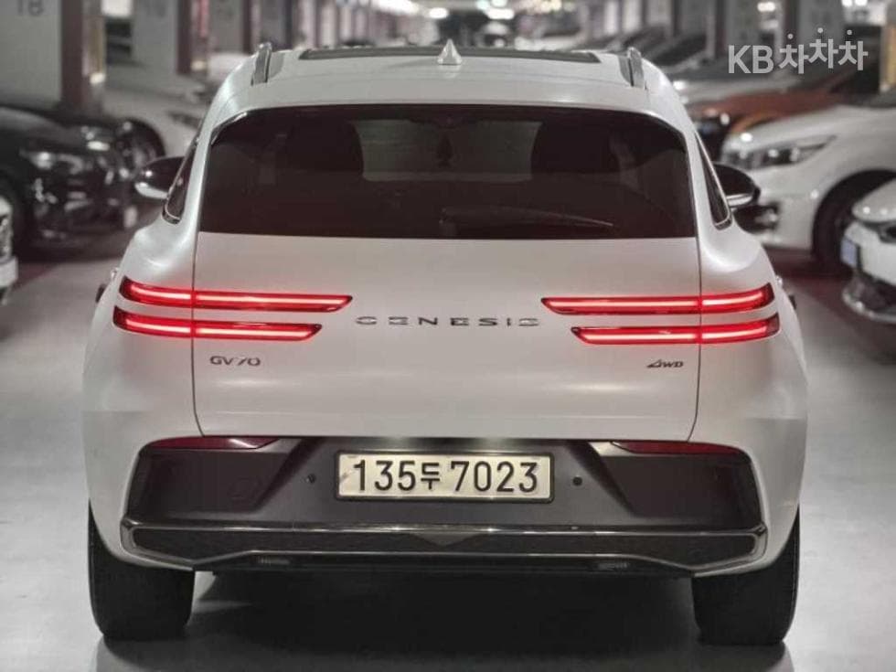 Дженезис GV70Бензин 2.5T AWD - 4