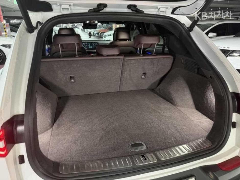 Дженезис GV70Бензин 2.5T AWD - 8