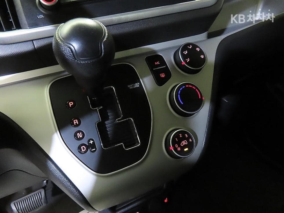 Kia The New (facelift) Ray (van) Van1.0 Gasoline Van 2-seater Prestige Special (special feature/edition) - 12