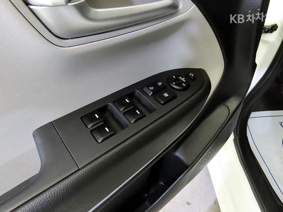 Kia The New (facelift) Ray (van) Van1.0 Gasoline Van 2-seater Prestige Special (special feature/edition) - 13