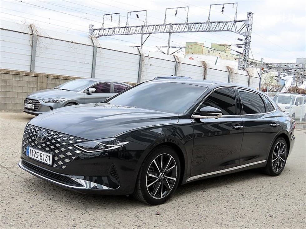 Hyundai The New (facelift) Grandeur (Azera) 2.5 Exclusive - Image 1