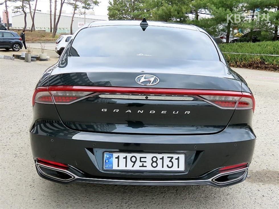Hyundai The New (facelift) Grandeur (Azera)2.5 Exclusive - 4