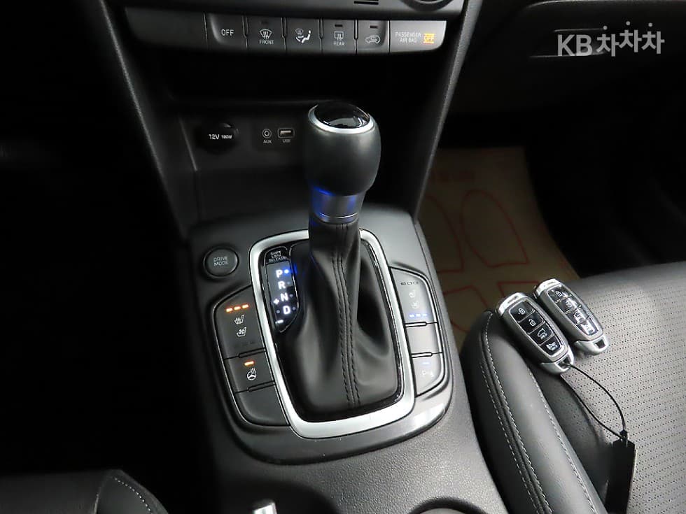 Хюндай Kona1.6 Турбо Premium - 12