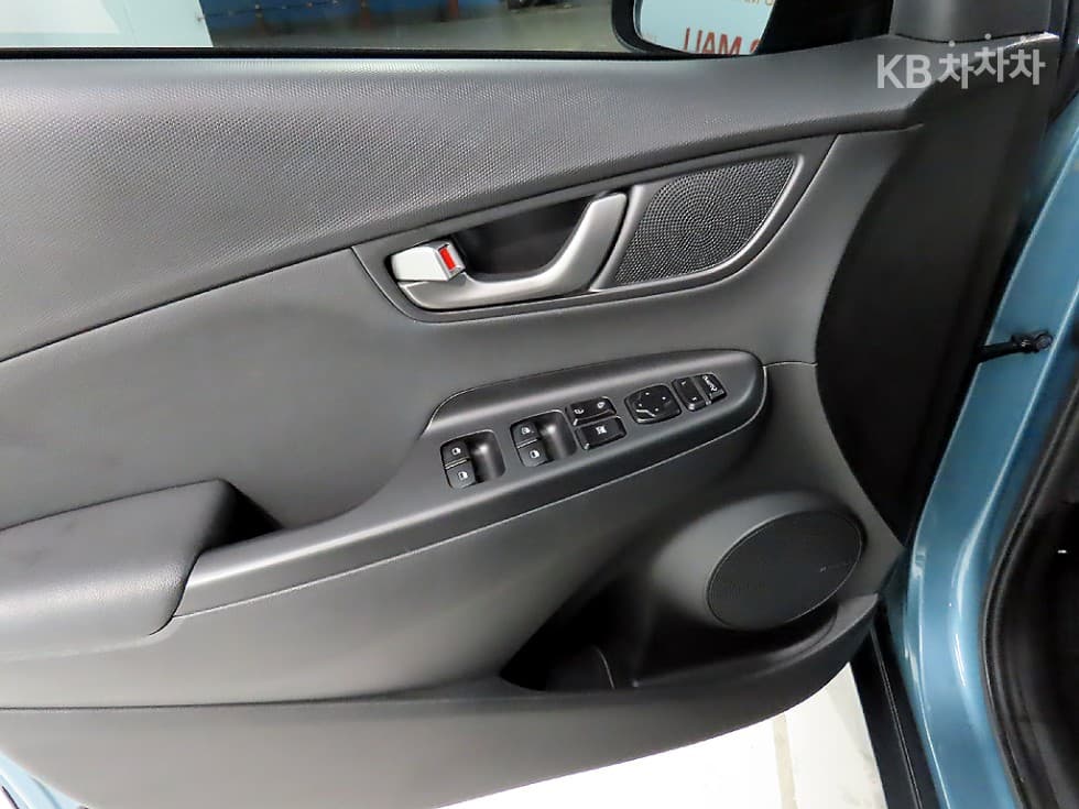 Хюндай Kona1.6 Турбо Premium - 13