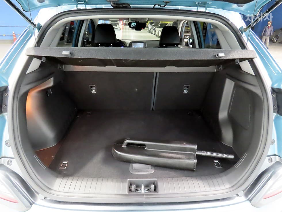 Хюндай Kona1.6 Турбо Premium - 17