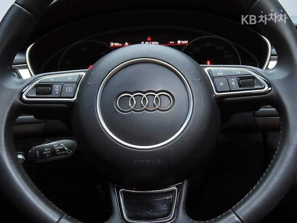Audi A745 Turbo Diesel Injection 콰트로 Dynamic 4G - 17
