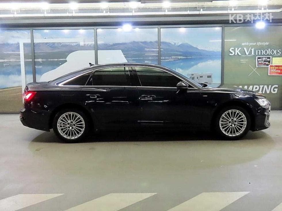 Audi A6(C8)45 TFSI Standard - 3