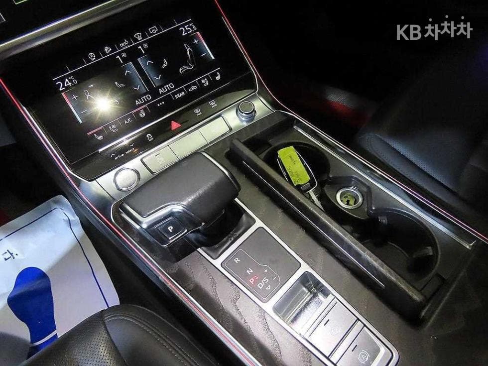 Audi A6(C8)45 TFSI Standard - 12