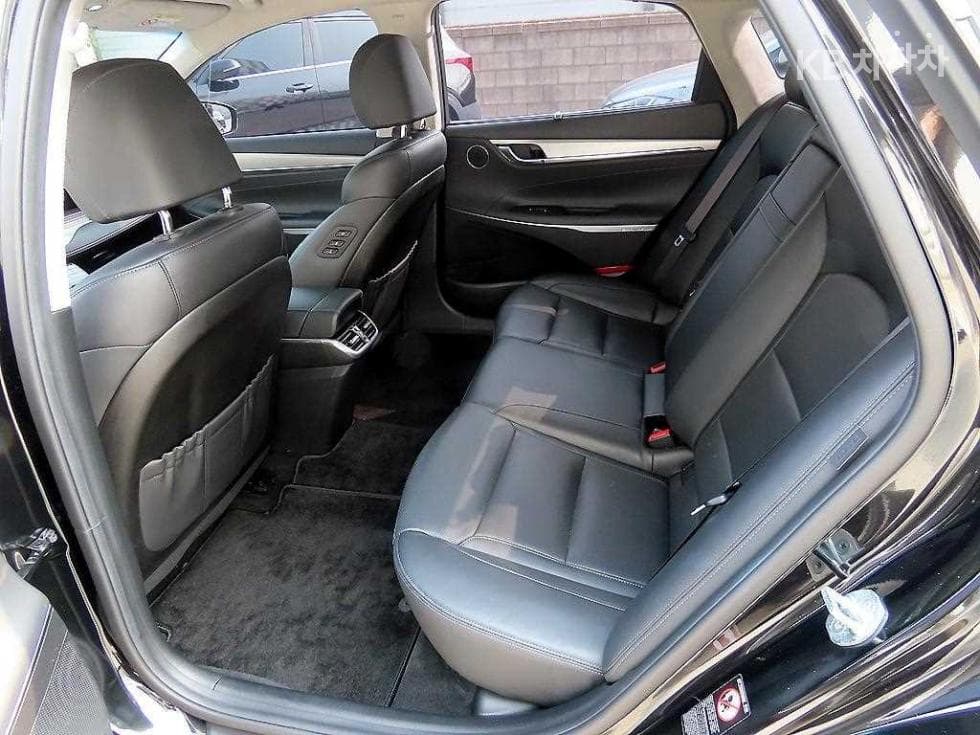 Hyundai The New (facelift) Grandeur (Azera)3.3 Exclusive - 6