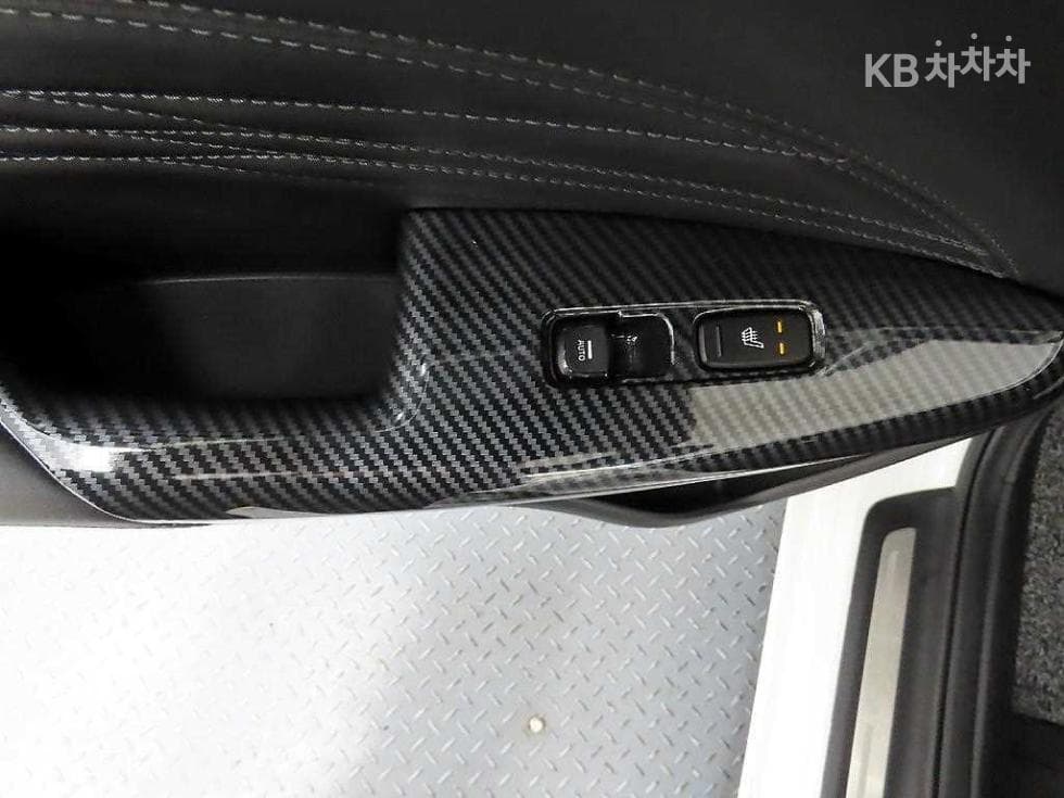 Kia K7 Premiere3.0 GDi Noblesse - 12