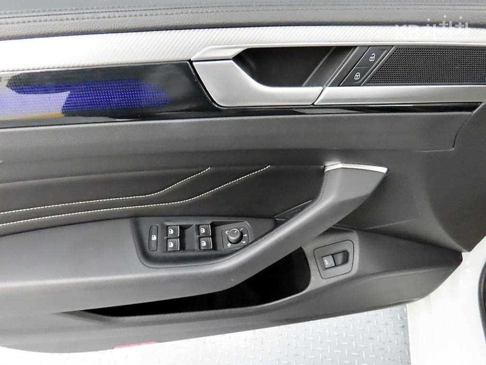 Volkswagen Arteon2.0 Turbo Diesel Injection Elegance Prestige - 11