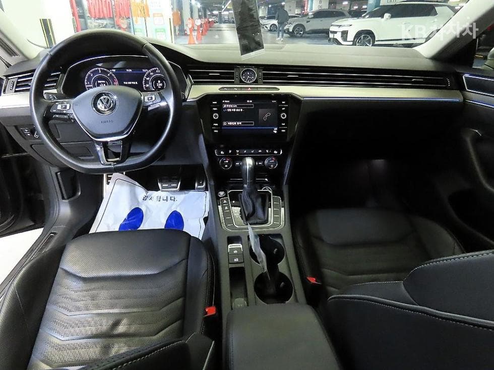 Volkswagen Arteon2.0 Turbo Diesel Injection Elegance Prestige - 10
