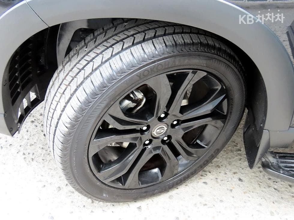 KG Mobility All New Rexton2.2 4WD 더 블랙 - 20