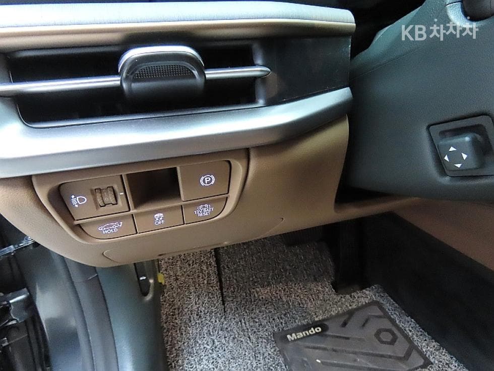 Hyundai The All New Grandeur (Azera) Hybrid1.6 Turbo Gasoline Calligraphy - 12