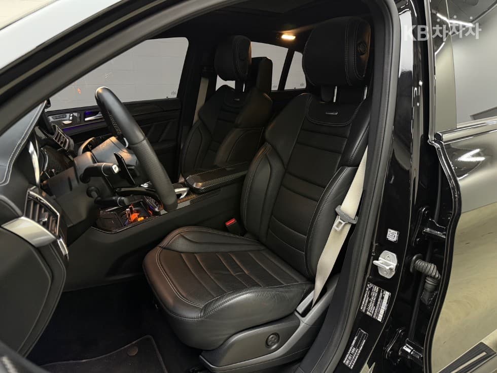 Mercedes-Benz GLE(W166)63 S AMG 4Matic Coupe - 8