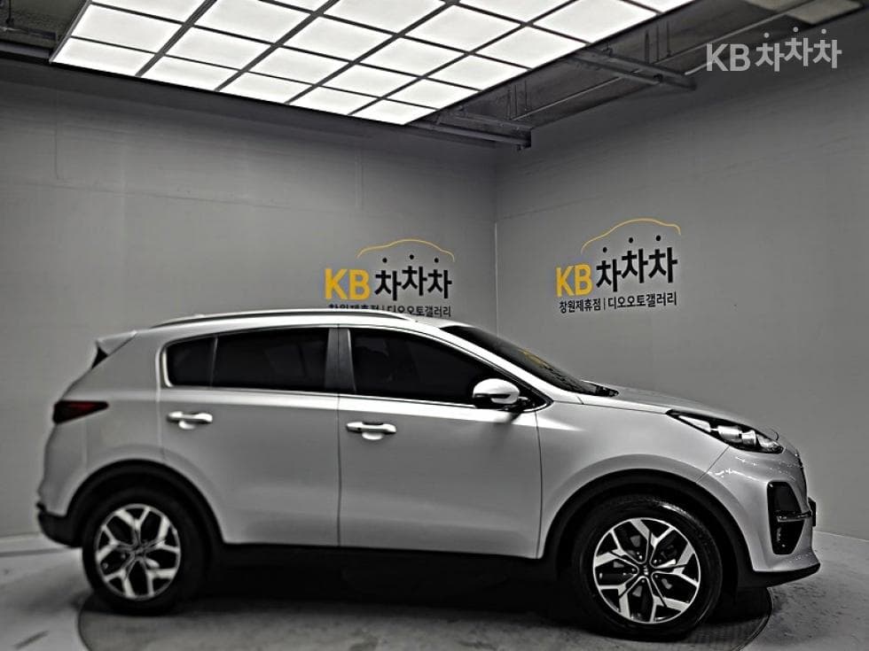 Kia Sportage 더 볼드2.0 Diesel 2WD Prestige - 3