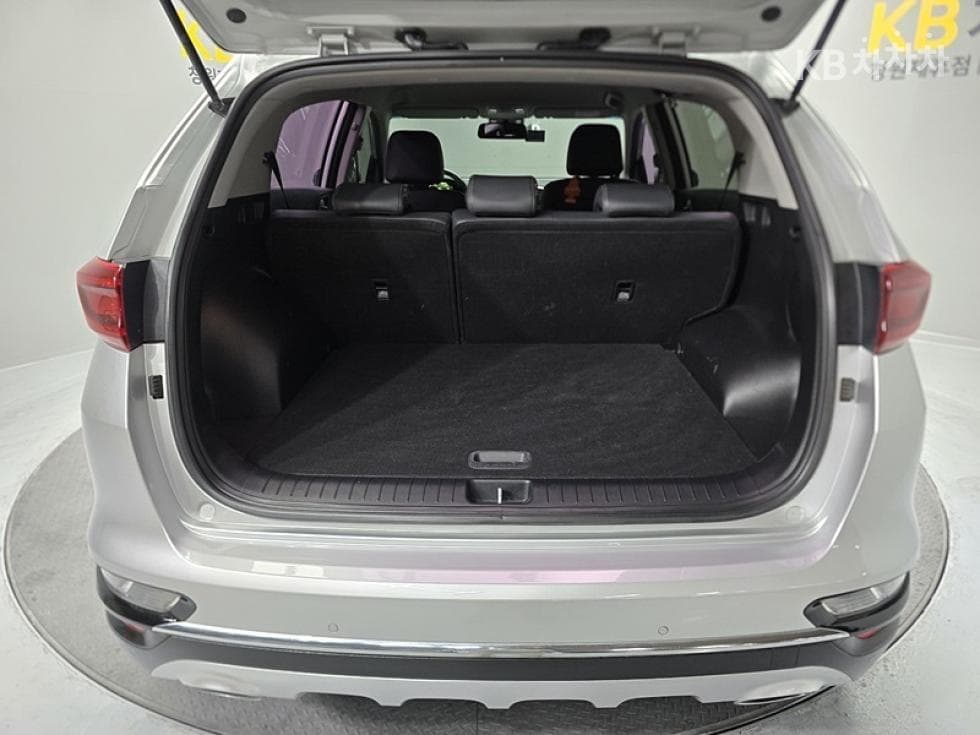 Kia Sportage 더 볼드2.0 Diesel 2WD Prestige - 10