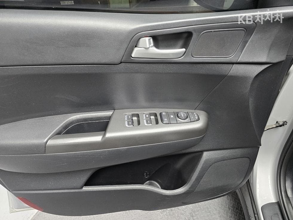 Kia Sportage 더 볼드2.0 Diesel 2WD Prestige - 11