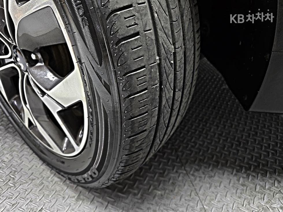 Kia Sportage 더 볼드2.0 Diesel 2WD Prestige - 19