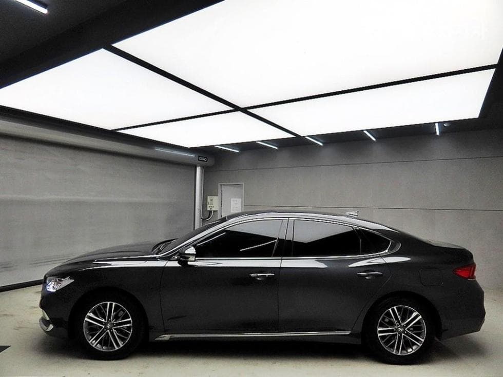 Хюндай Grandeur (Azera)IGРент-а-кар 3.0 LPi Modern Стандартен - 4