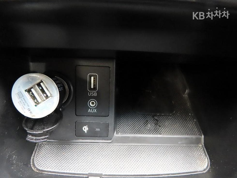 Хюндай Grandeur (Azera)IGРент-а-кар 3.0 LPi Modern Стандартен - 14