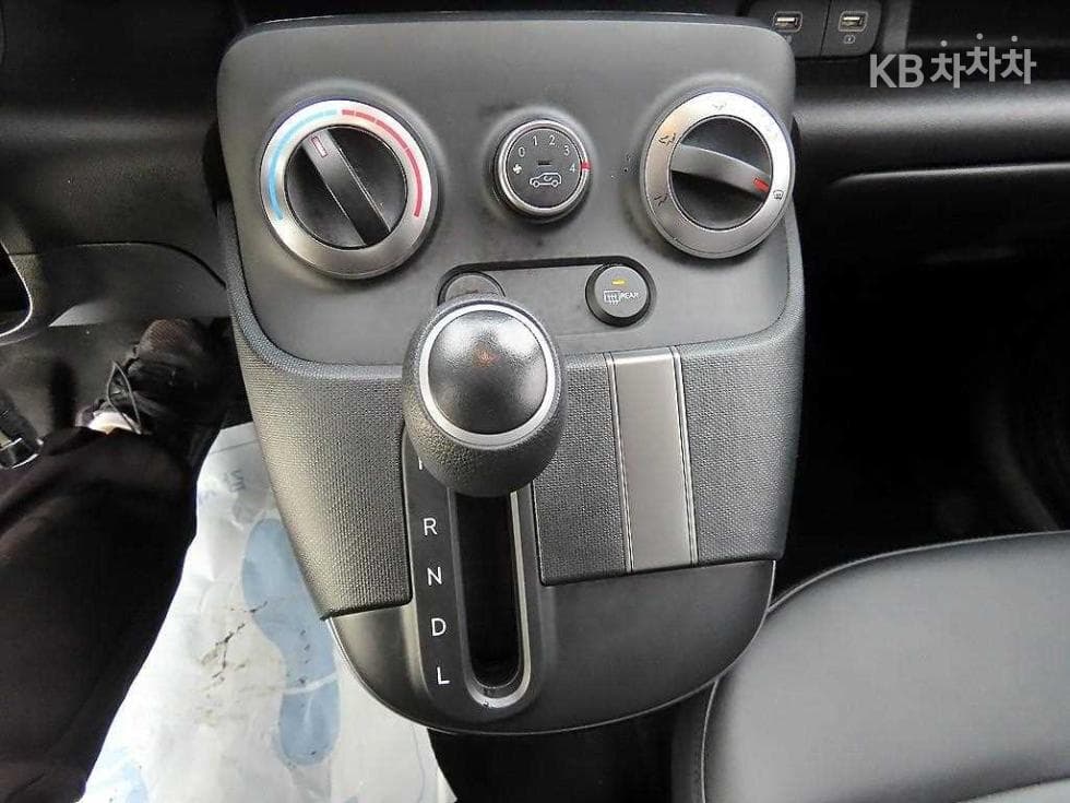 Hyundai Casper1.0 Gasoline Smart - 10