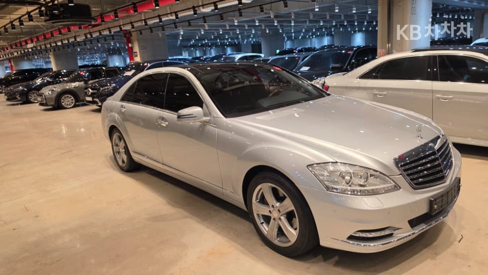 Mercedes-Benz New S-ClassS350L W221 - 11