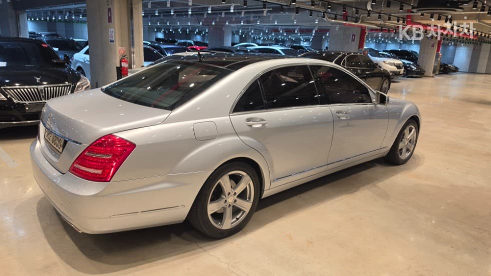 Mercedes-Benz New S-ClassS350L W221 - 8