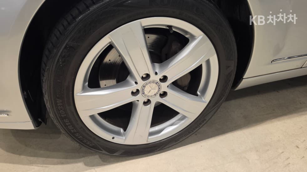 Mercedes-Benz New S-ClassS350L W221 - 17